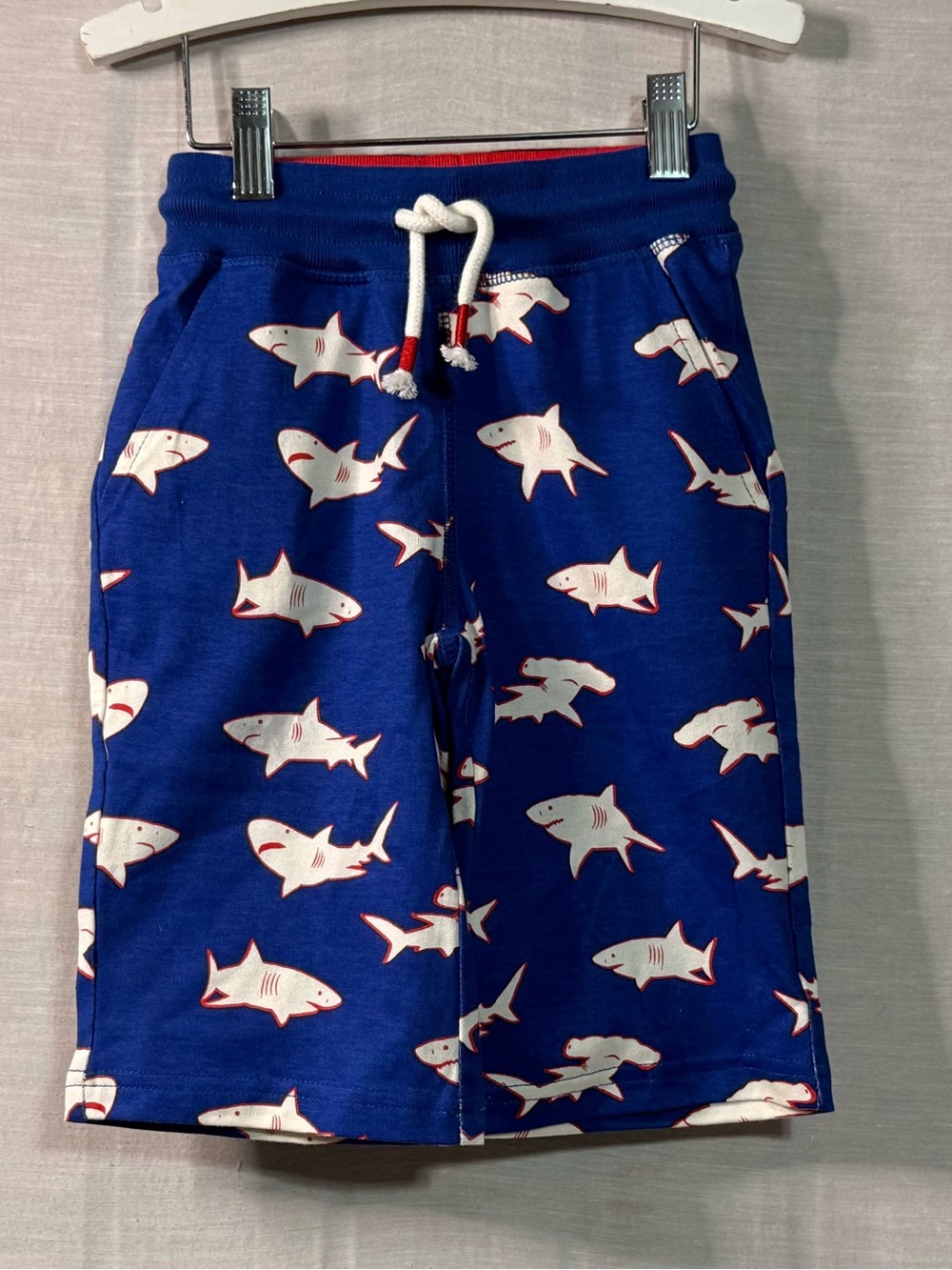 Mini Boden Bullseye Shark Jersey Shorts 4Y NWT